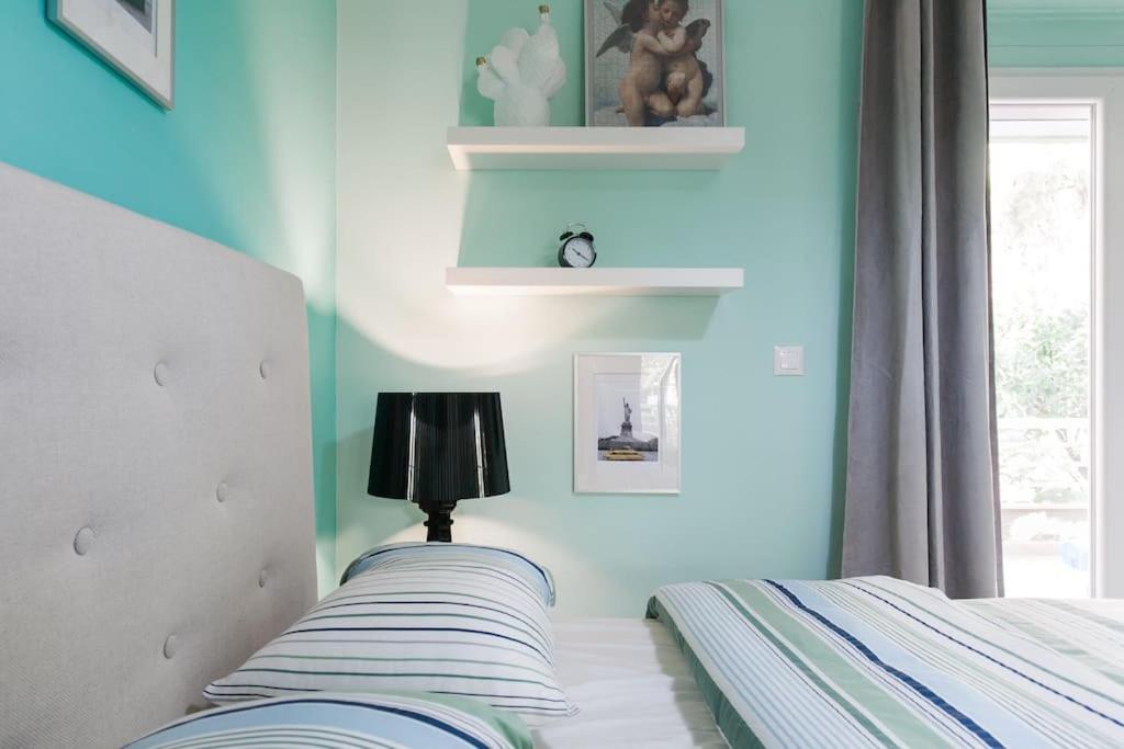 Lux Beach Apartment Vári Exterior foto